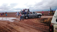 Populares invadem fazendas em protesto