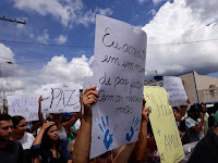 Moradores protestam por segurança