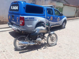 Polícia localiza moto roubada