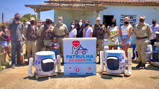 Animais de rua ganham comedores e abrigo em Vitória da Conquista