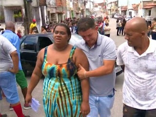 Corpo de criança morta durante assalto em Feira de Santana é enterrado sob forte comoção