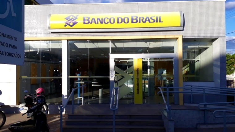 Bancários do Banco do Brasil realizam paralisação nesta sexta-feira (29)