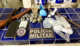 Drogas, arma e dinheiro são apreendidos pela polícia na zona rural de Ibicoara