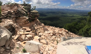 MP aciona Justiça para combater extração mineral na Serra do Tombador