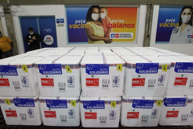 Bahia recebe mais 222.500 doses de vacinas contra a Covid-19