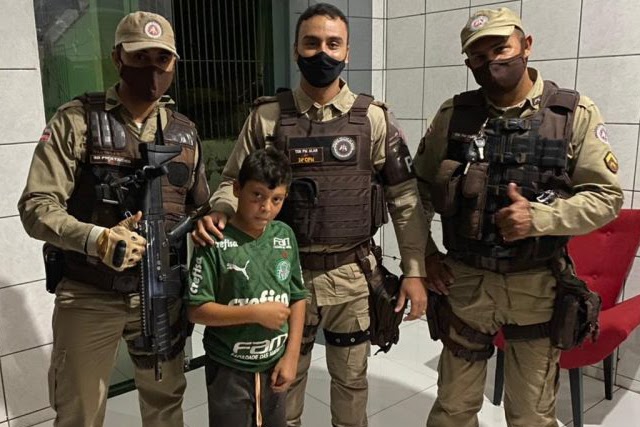 Garoto de 9 anos sequestrado em Miguel Calmon é resgatado em Feira de Santana