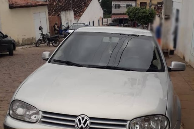 Cipe Chapada recupera veículo com restrição de furto e roubo em Itaetê