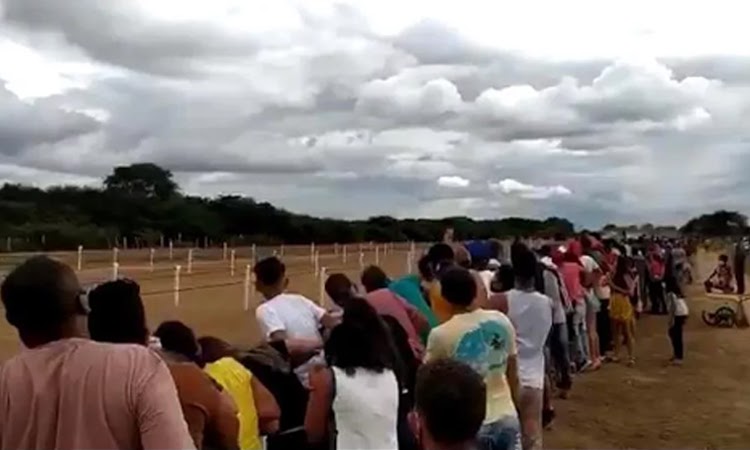 Corrida de cavalos gera aglomeração na zona rural da Chapada Diamantina