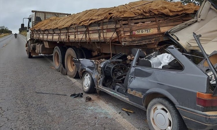 Colisão traseira deixa um morto e dois feridos na Chapada Diamantina