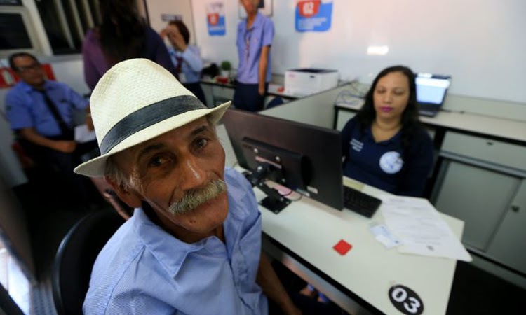 Bahia: Benefício de aposentados e pensionistas do Estado será pago na segunda-feira (30)