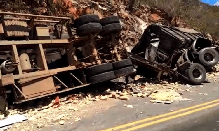 Motorista de bitrem morre em acidente na Chapada Diamantina