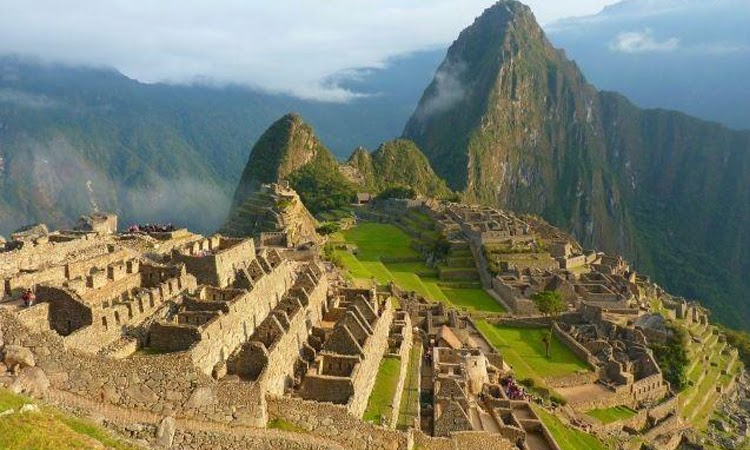 Peru volta a aceitar viajantes procedentes do Brasil