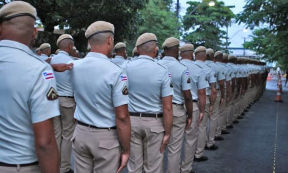 Governo da Bahia anuncia novo concurso com 2 mil vagas e compra de mil fuzis para a Polícia Militar