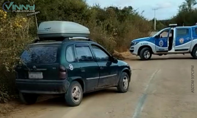 Carro furtado em Ibicoara é recuperado pela PM em Iramaia