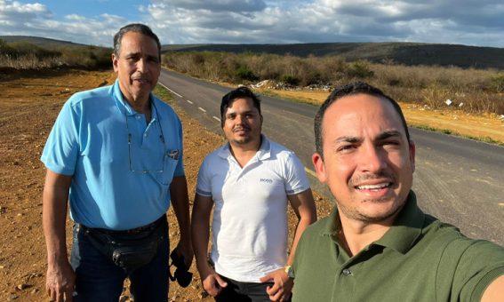 Prefeito Phellipe Brito faz visita técnica no local que será construída a área de escape