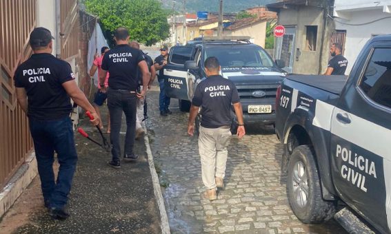 Operação da Polícia Civil prende mais de 70 pessoas na Bahia