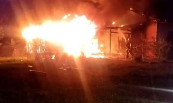 Filho é preso depois de atear fogo na casa da mãe no Sudoeste da Bahia