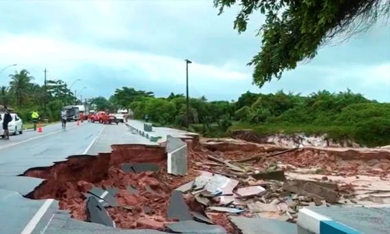 Bahia registra mais de 5 mil desalojados por causa das chuvas