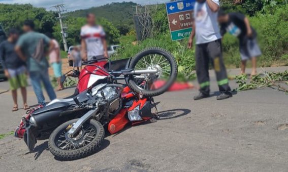 Colisão frontal entre duas motos deixa um morto e um ferido na Chapada Diamantina