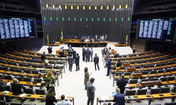 Câmara dos Deputados aprova projeto do arcabouço fiscal