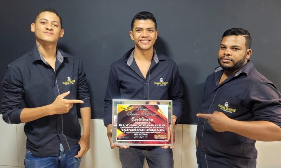 Uma Década de Sucesso e Dedicação A História da Barbearia de Rudney em Barra da Estiva