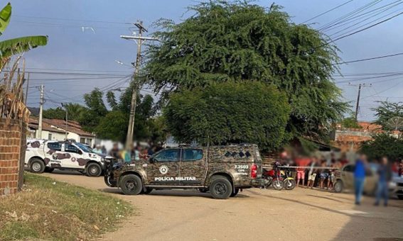 Família refém em Jequié é libertada após horas de negociação com a polícia