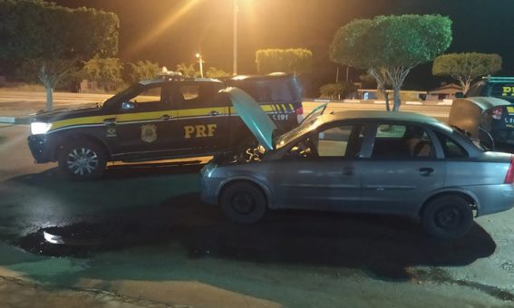 PRF recupera veículo roubado após perseguição na Chapada Diamantina