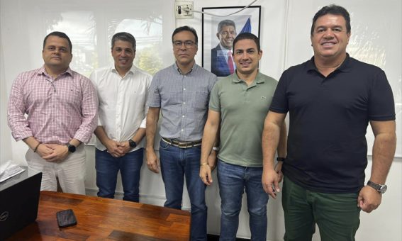 Prefeito Phellipe Brito busca Investimentos para Ituaçu em agenda em Salvador