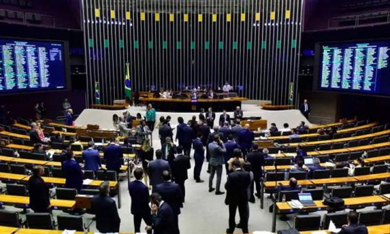 Câmara dos Deputados aprova projeto que facilita regularização de dívidas com a Receita Federal