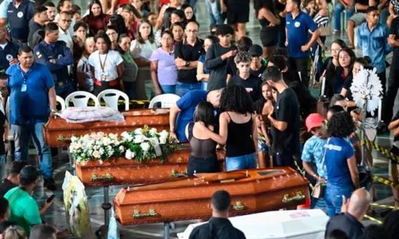 Moradores da Chapada Diamantina prestam últimas homenagens aos mortos em acidente na BR-324