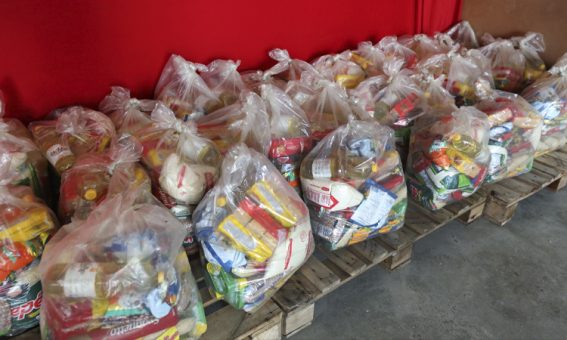 Governo entrega cestas básicas e sacas de milho para 20 municípios da Chapada Diamantina