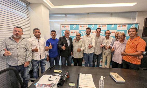 Toninho Caires, vice-prefeito de Iramaia, anuncia pré-candidatura e reforça aliança com o Avante
