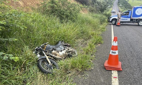Jovem de 24 anos morre em acidente de moto na BA-026, Sudoeste da Bahia