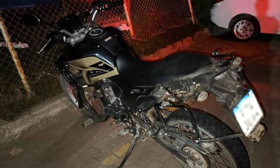 Motocicleta com chassi adulterado é apreendida pela PM em Anagé